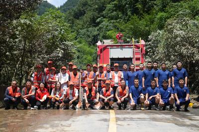 【云南】橘红铁军显担当 昼夜奋战保畅通--云南威信“7・09”特大暴雨灾害抢险保通侧记