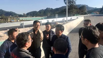 省交通厅副厅长陈跃赴广那高速调研